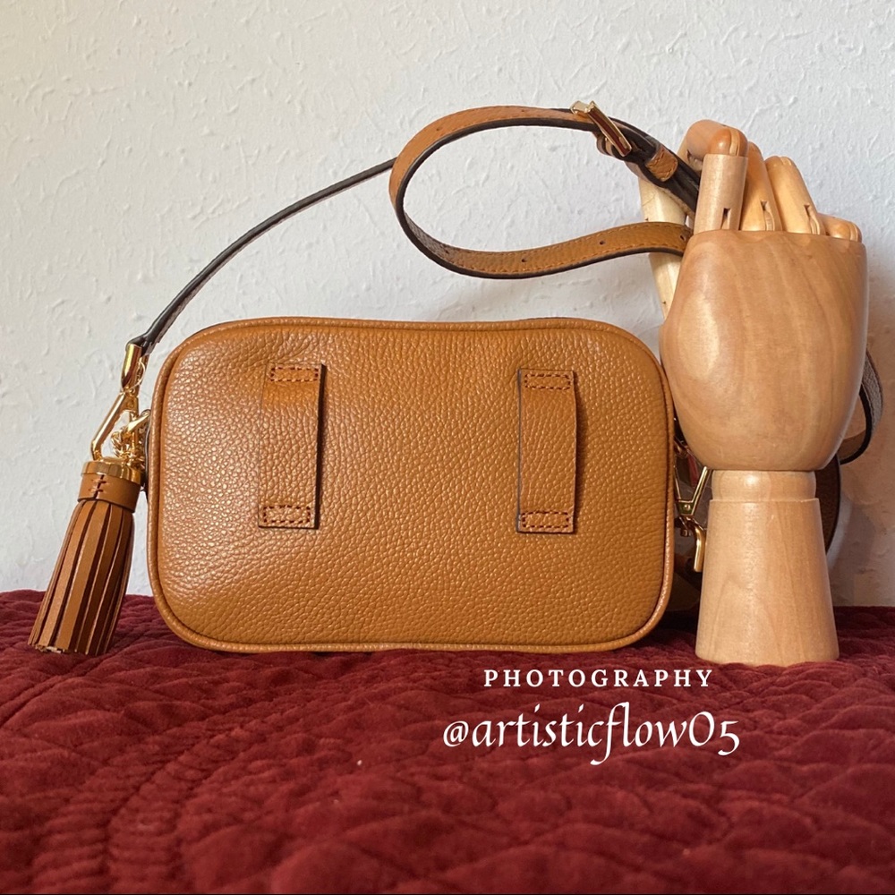 NEW! Michael Kors Small Camera Belt Bag Crossbody! - Picture 4 of 14